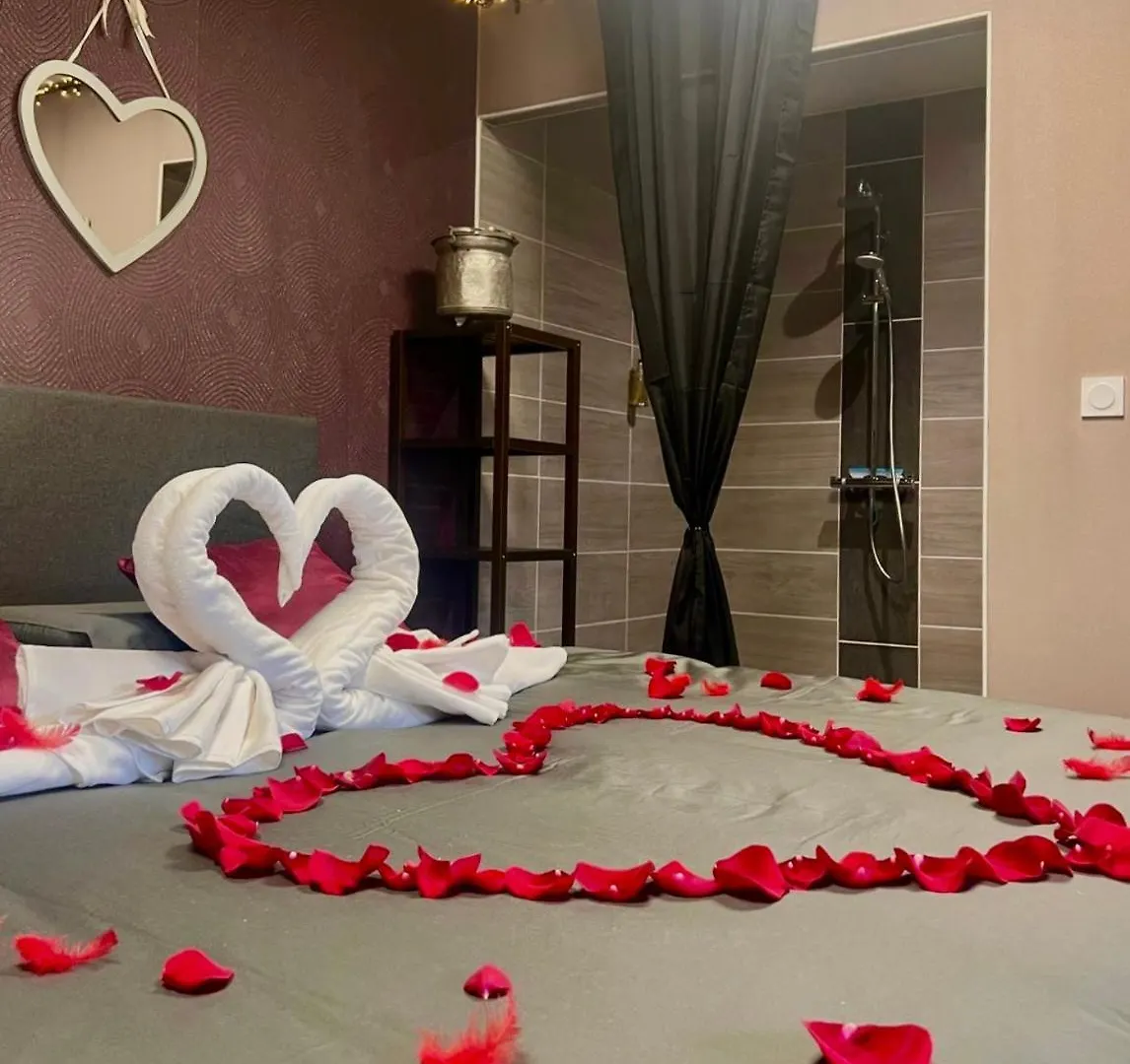 Appart Wellness Spa 'Isabelle' La Mure  Apartment